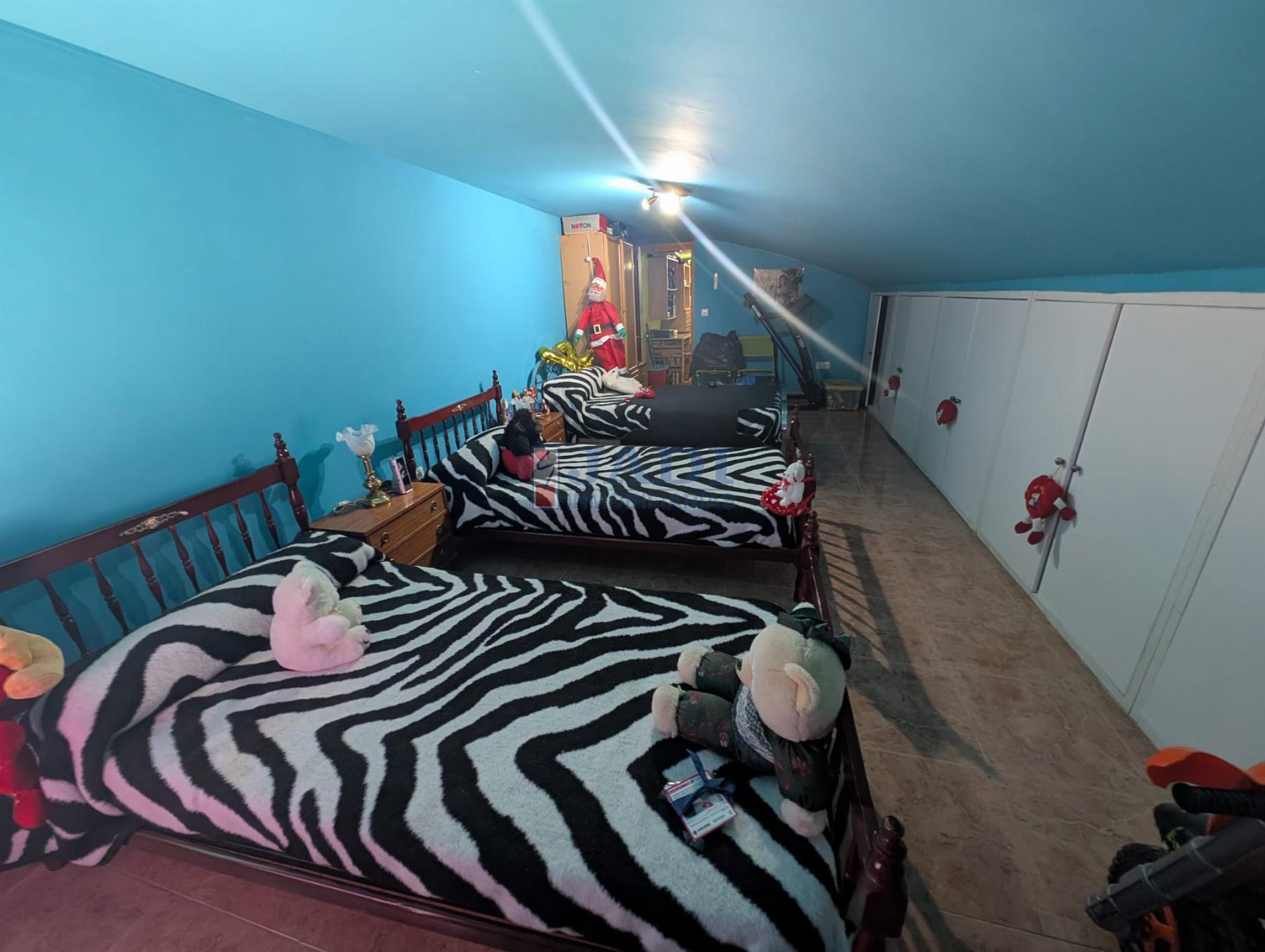 Venta de casa en Valdepeñas