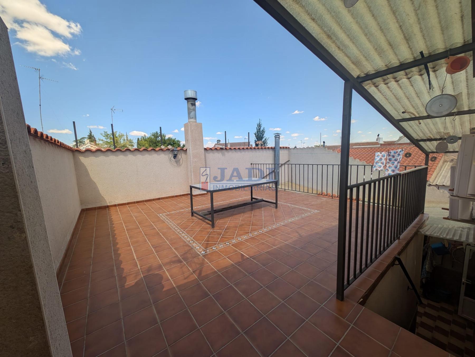 Venta de casa en Valdepeñas