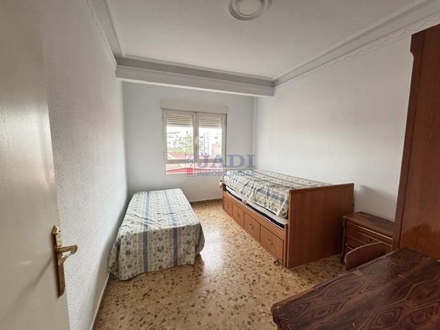 Venta de piso en Valdepeñas