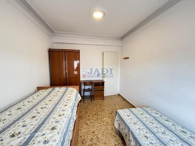 Venta de piso en Valdepeñas