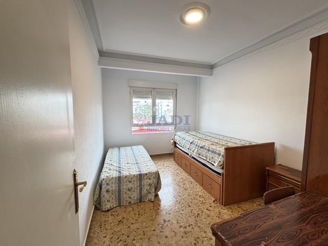 Venta de piso en Valdepeñas