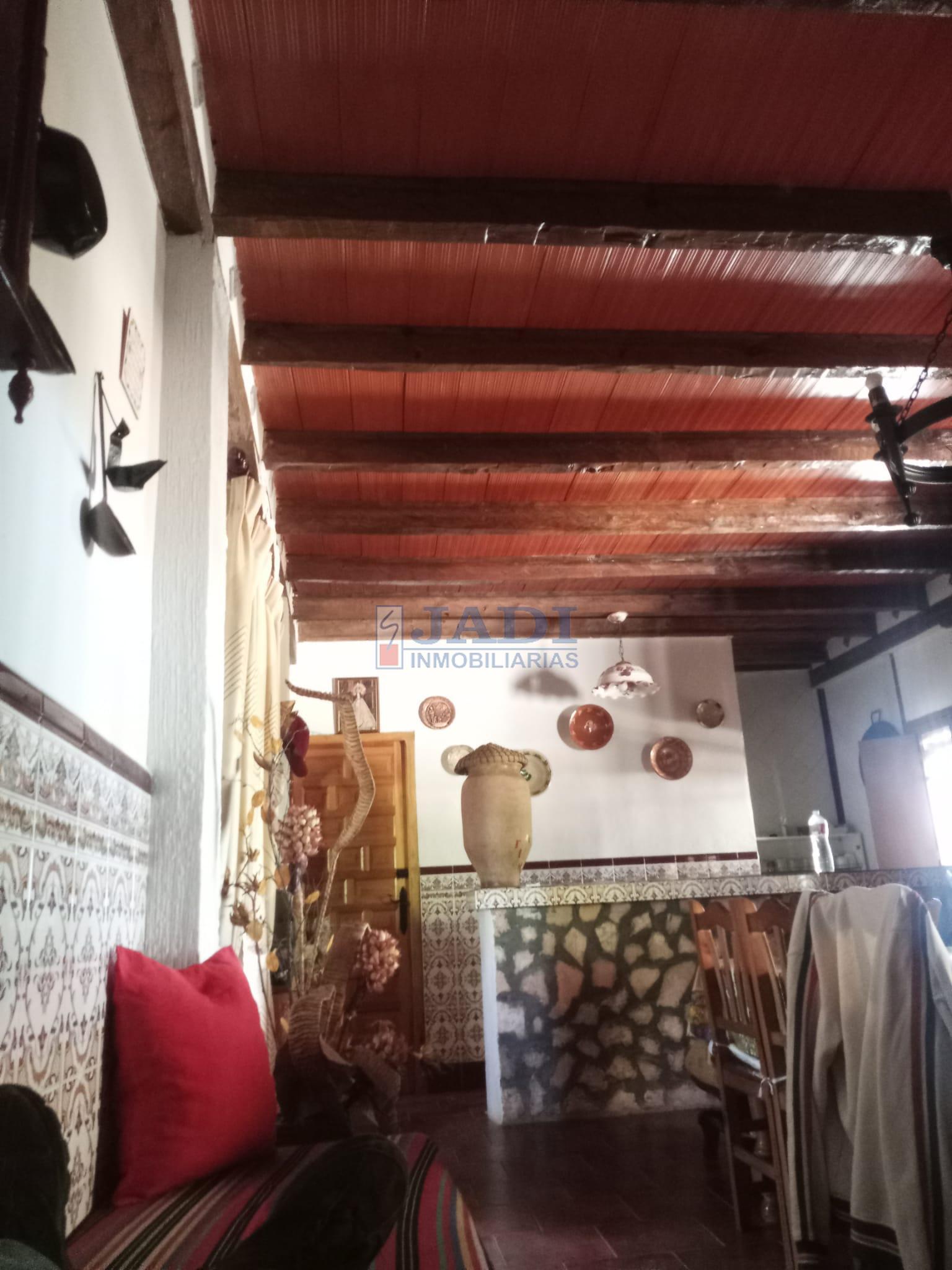 Venta de casa en Valdepeñas