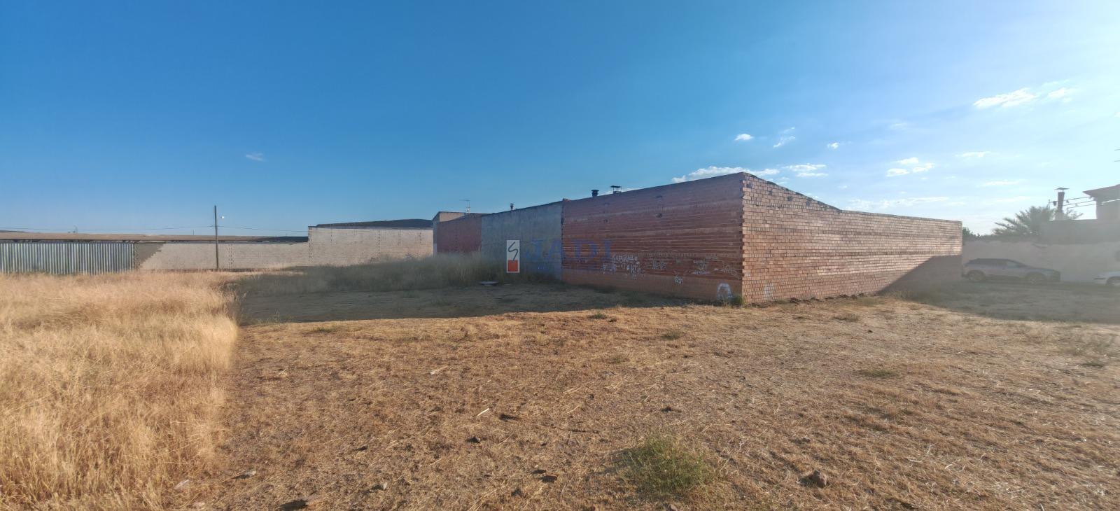 Venta de terreno en Valdepeñas
