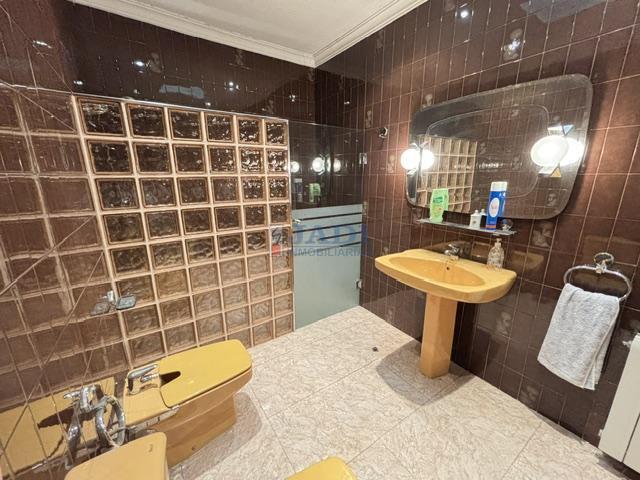 Venta de casa en Valdepeñas