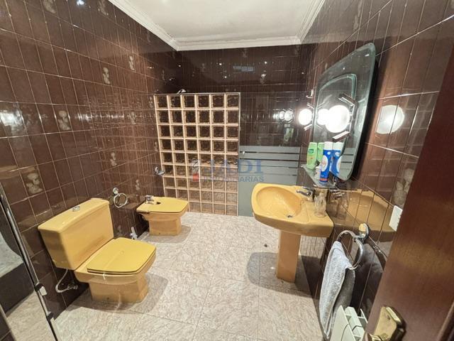 Venta de casa en Valdepeñas