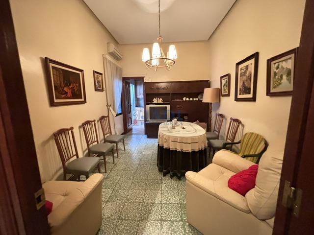 Venta de casa en Valdepeñas