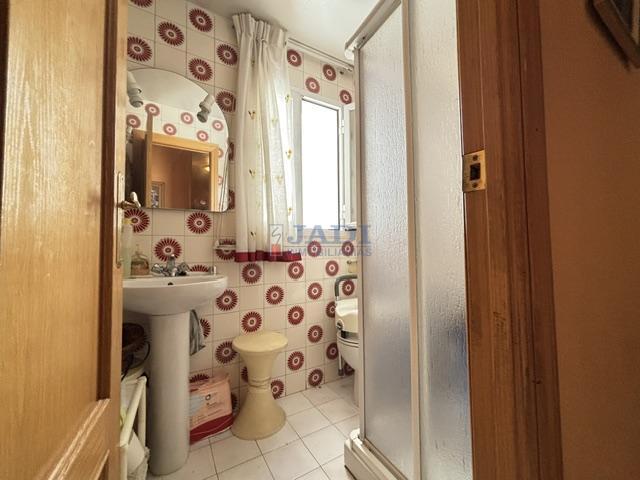 Venta de piso en Valdepeñas