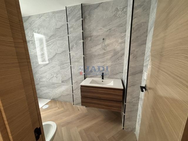 Venta de piso en Valdepeñas
