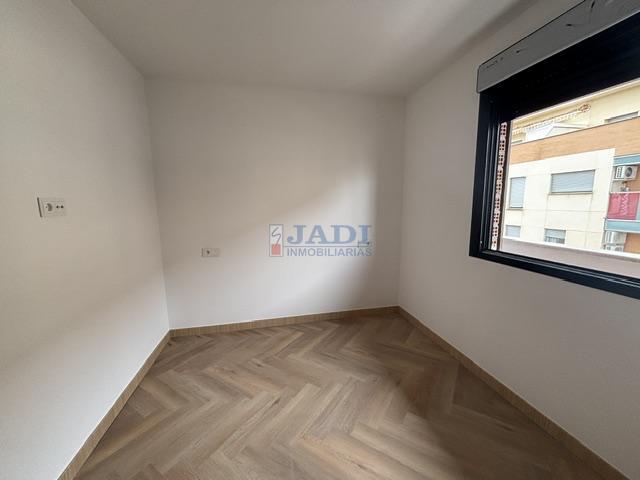 Venta de piso en Valdepeñas