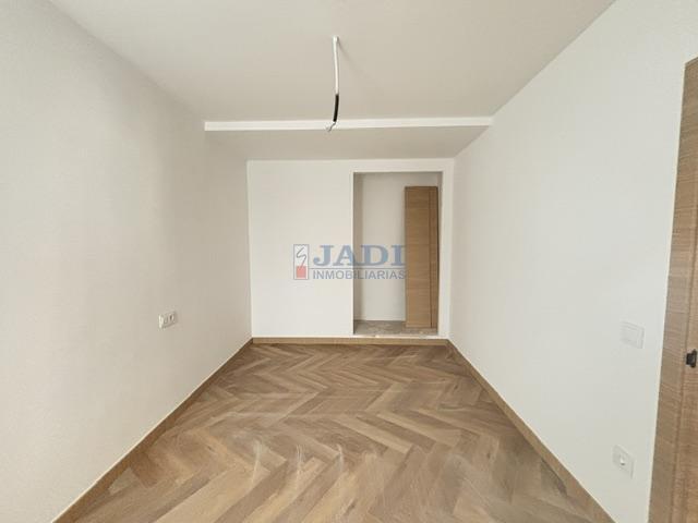 Venta de piso en Valdepeñas