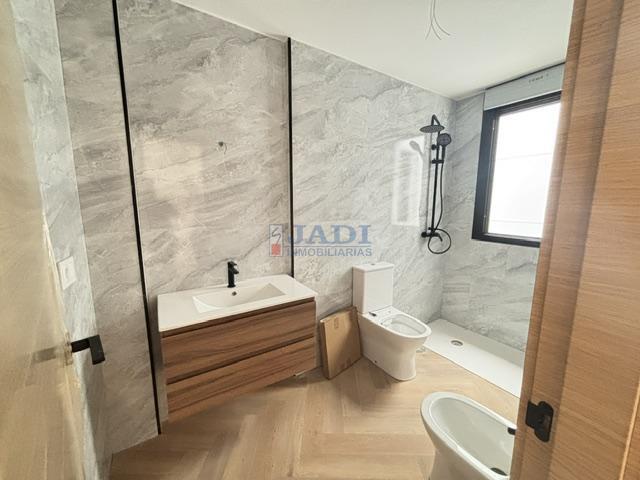 Venta de piso en Valdepeñas