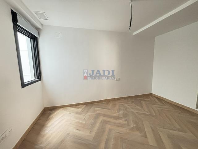 Venta de piso en Valdepeñas