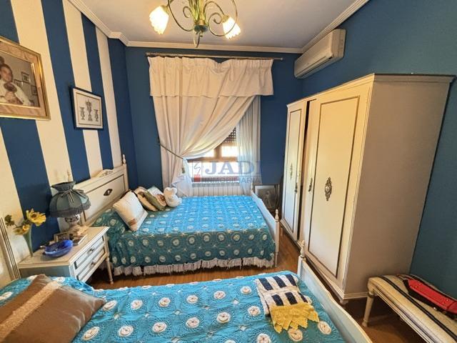 Venta de casa en Valdepeñas
