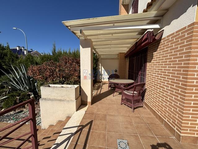Venta de casa en Valdepeñas