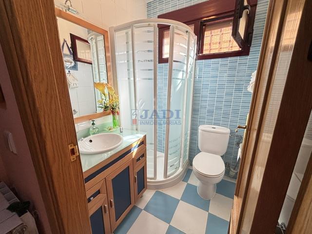 Venta de casa en Valdepeñas