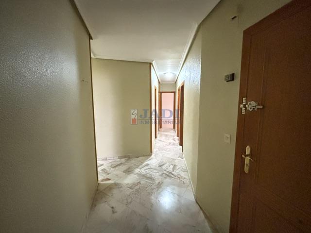 Venta de piso en Valdepeñas