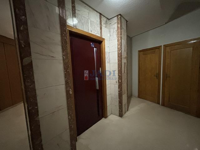 Venta de piso en Valdepeñas