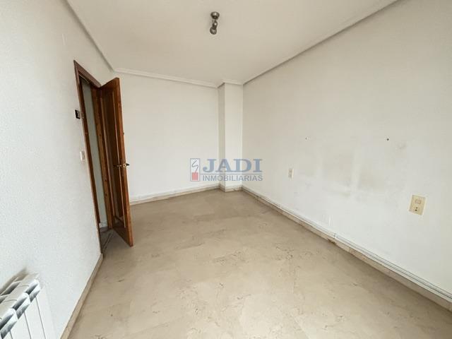 Venta de piso en Valdepeñas