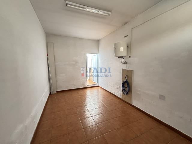 Venta de casa en Valdepeñas