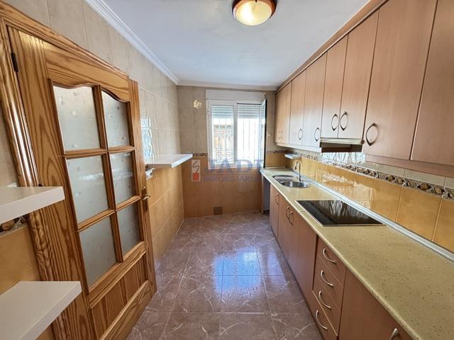 Venta de casa en Valdepeñas