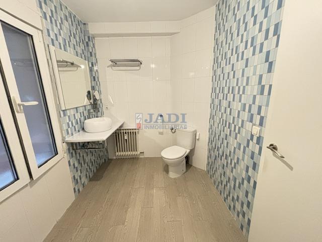 Venta de piso en Valdepeñas