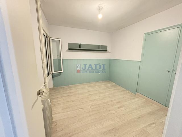 Venta de piso en Valdepeñas