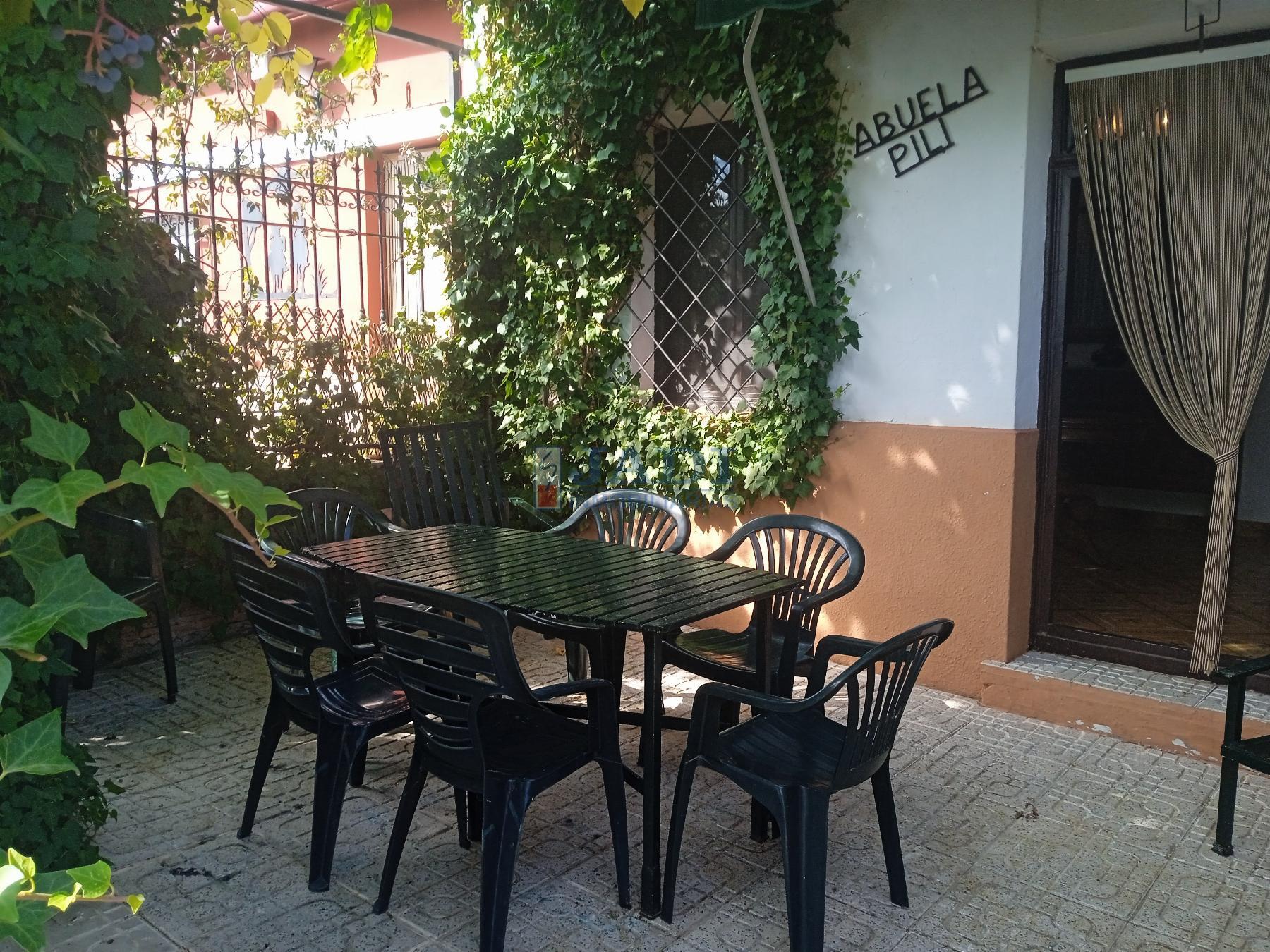 Venta de casa en Valdepeñas