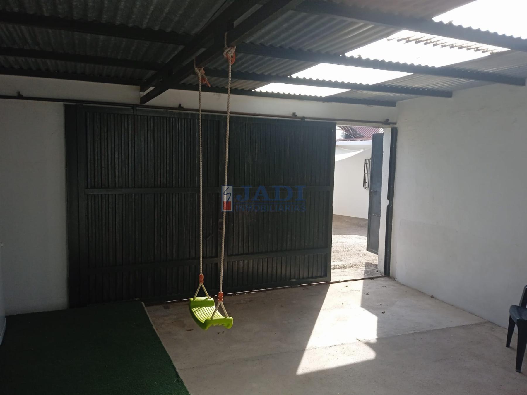 Venta de casa en Valdepeñas