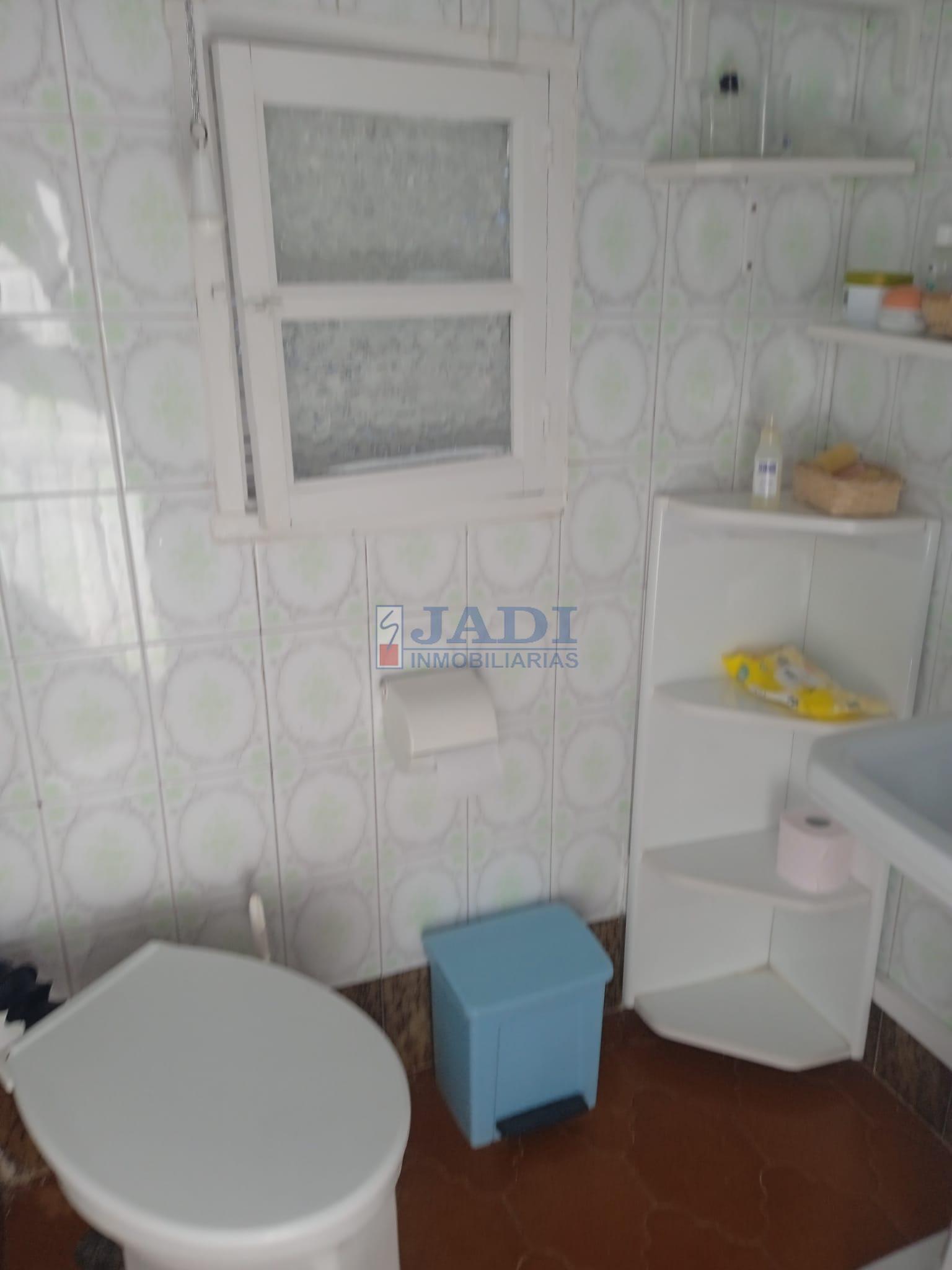 Venta de casa en Valdepeñas