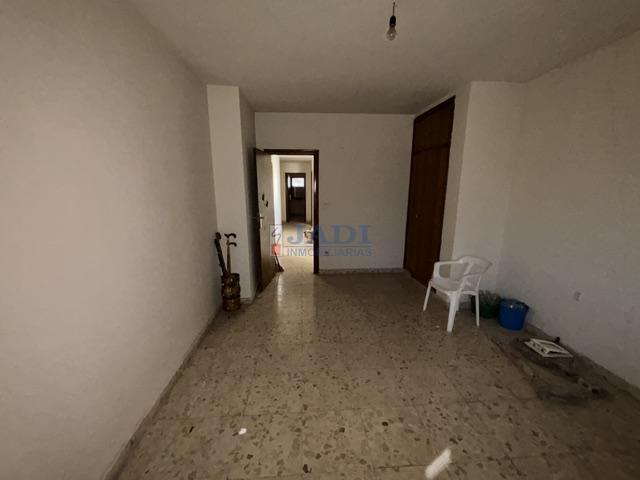 Venta de piso en Valdepeñas