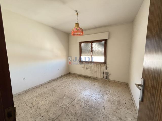 Venta de piso en Valdepeñas