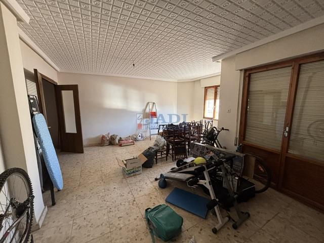 Venta de piso en Valdepeñas