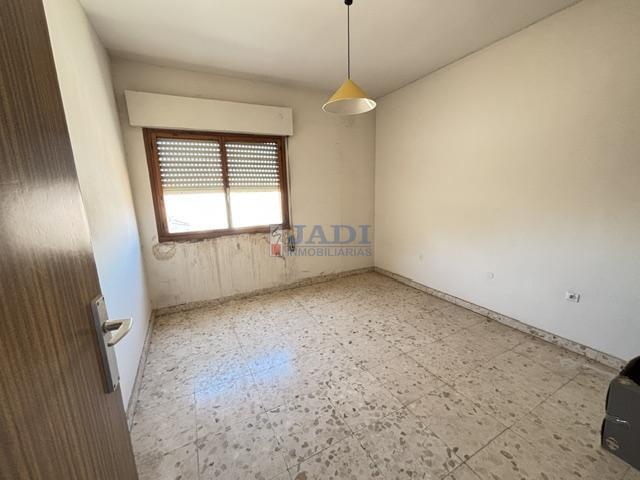 Venta de piso en Valdepeñas