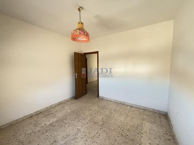 Venta de piso en Valdepeñas