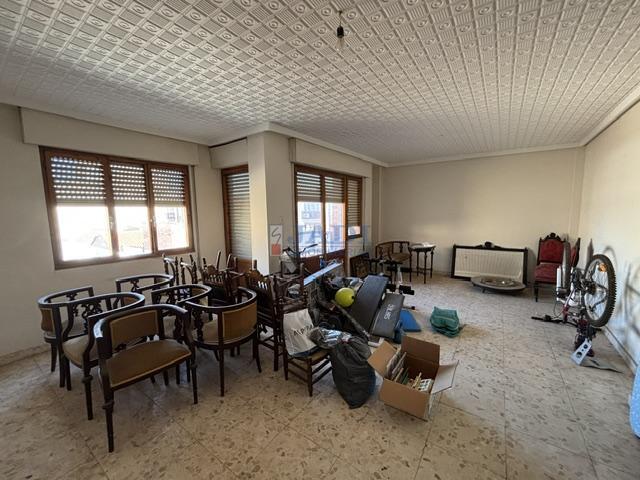 Venta de piso en Valdepeñas