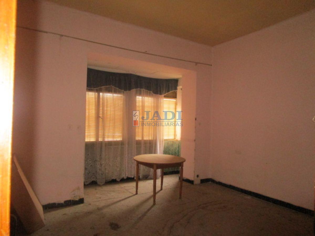 Venta de casa en Valdepeñas