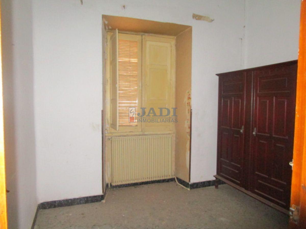 Venta de casa en Valdepeñas
