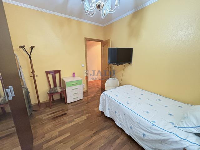 Venta de piso en Valdepeñas