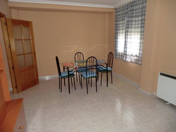 Venta de piso en Valdepeñas