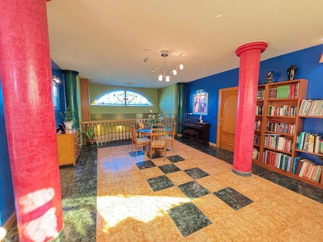 Venta de chalet en Valdepeñas