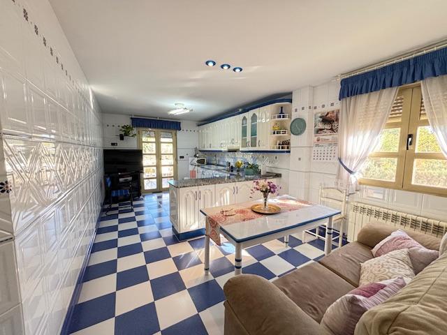 Venta de chalet en Valdepeñas