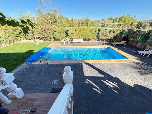 Venta de chalet en Valdepeñas