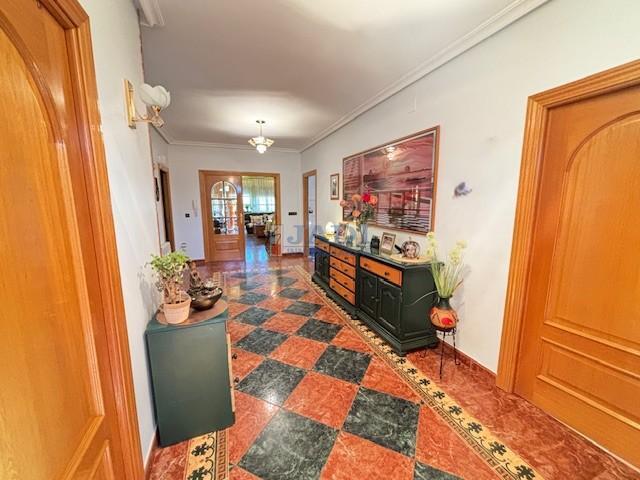 Venta de chalet en Valdepeñas