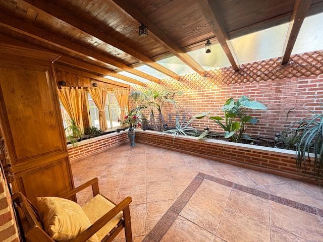 Venta de chalet en Valdepeñas