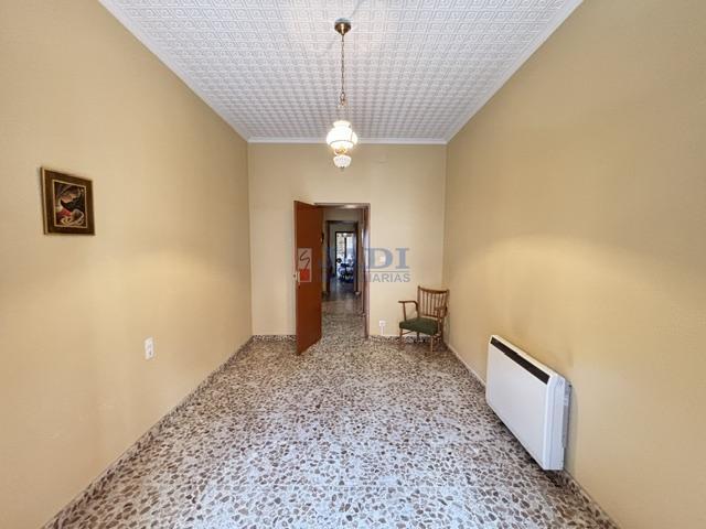 Venta de piso en Valdepeñas