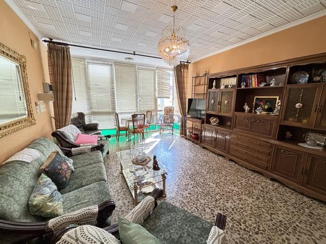 Venta de piso en Valdepeñas