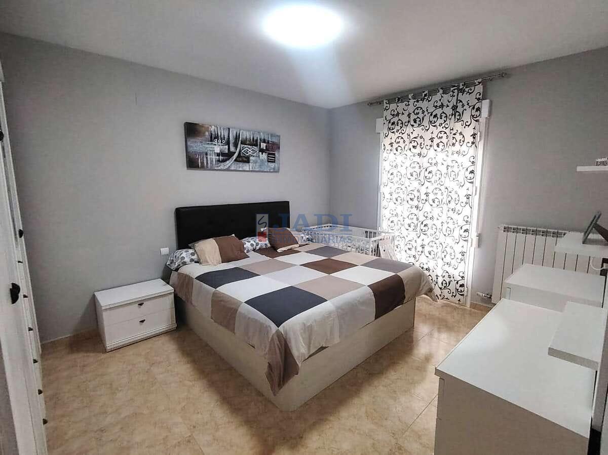 Venta de casa en Valdepeñas