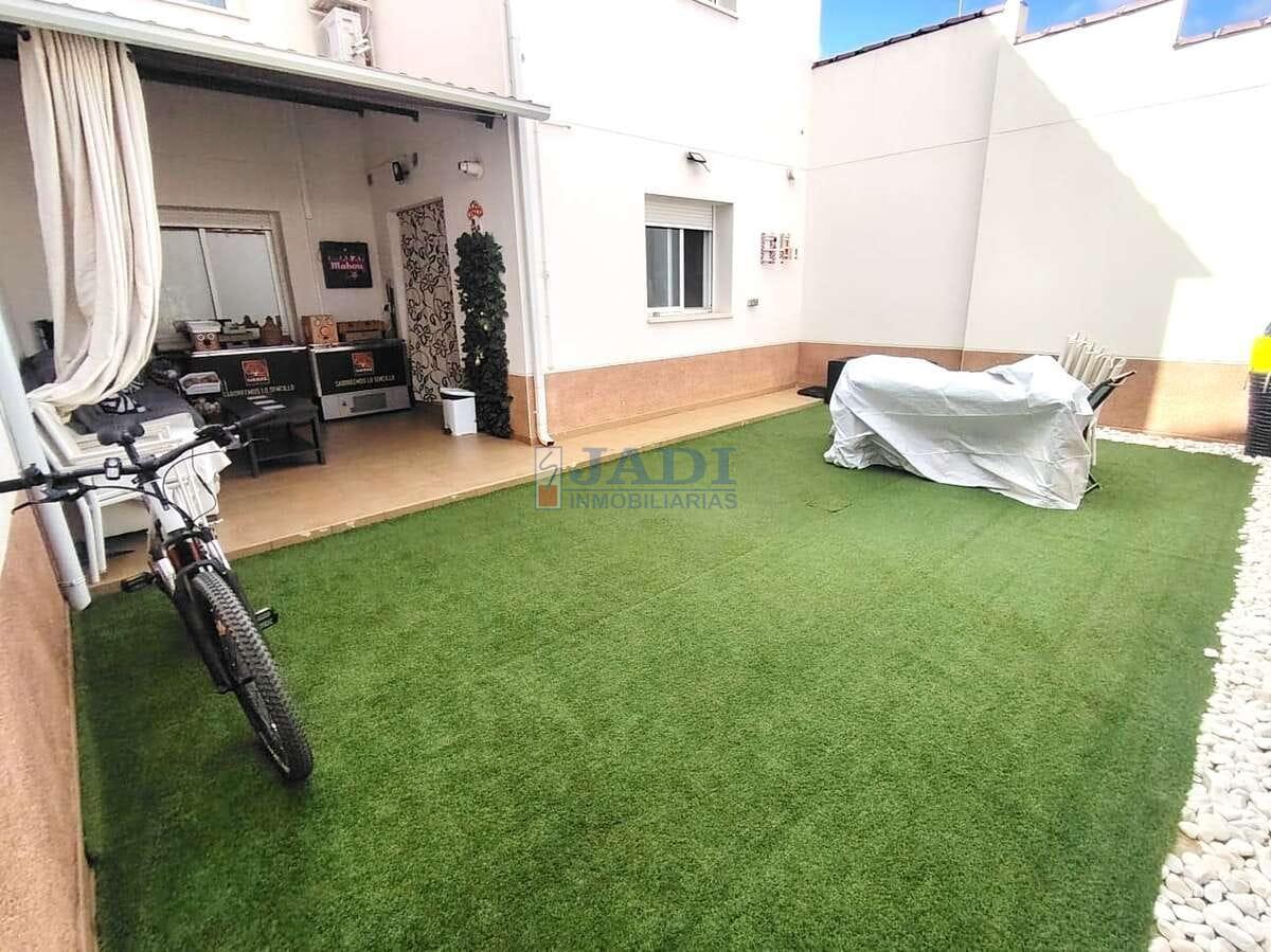 Venta de casa en Valdepeñas
