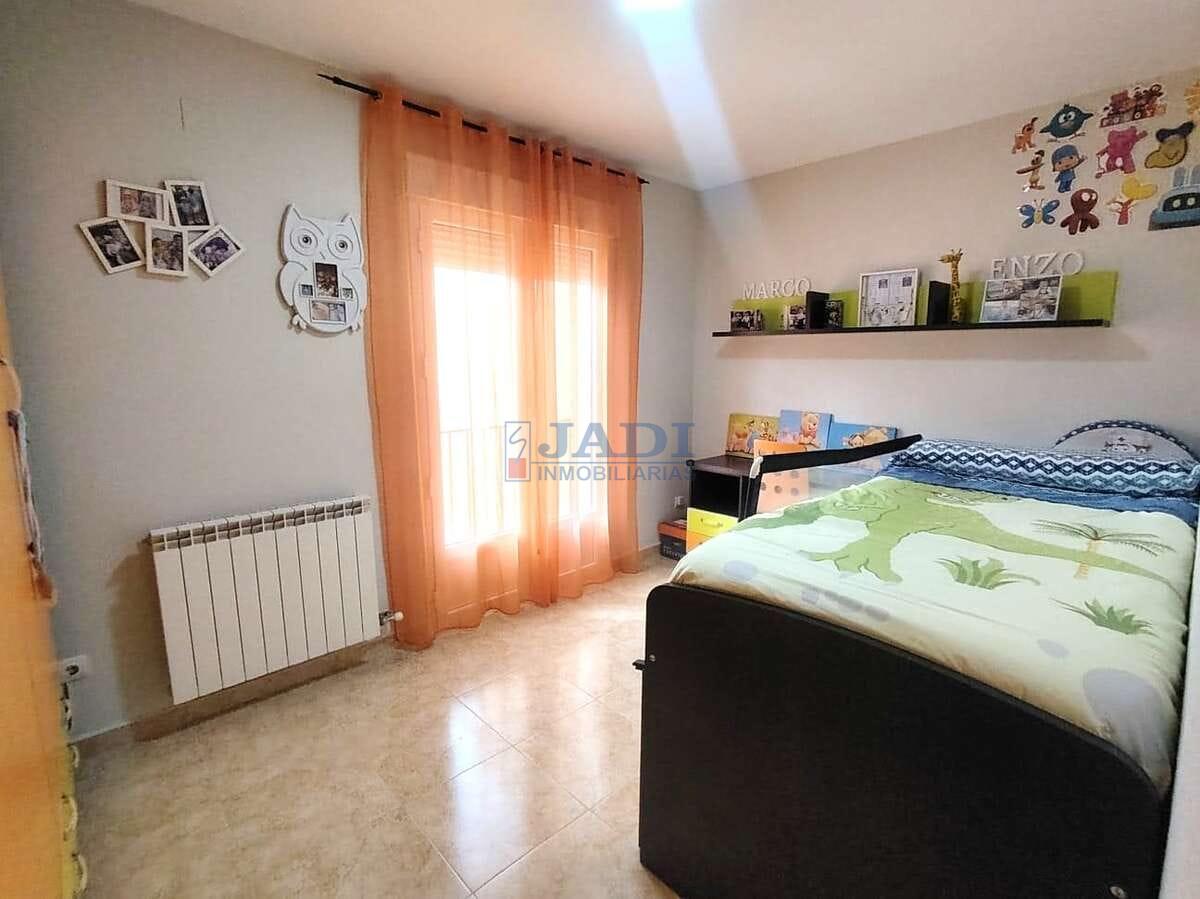 Venta de casa en Valdepeñas