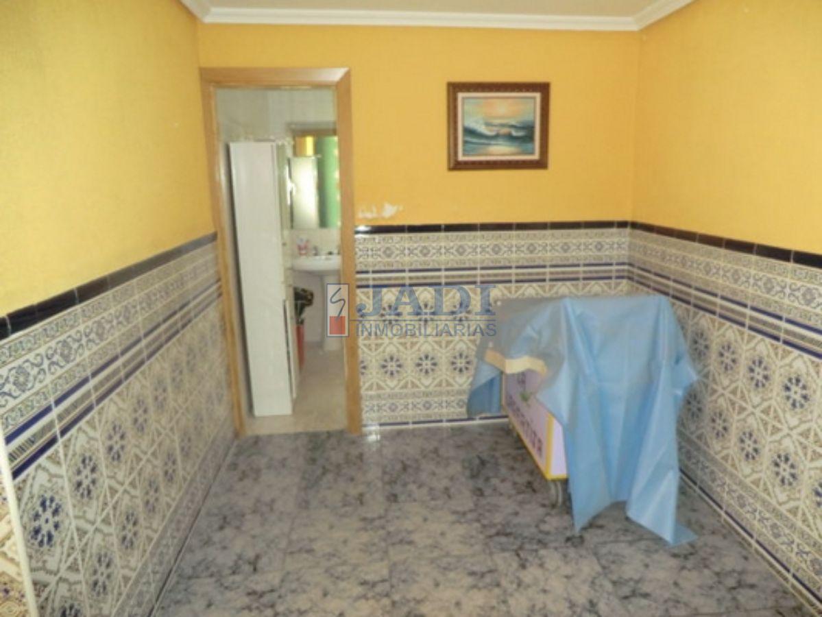 For sale of house in Valdepeñas